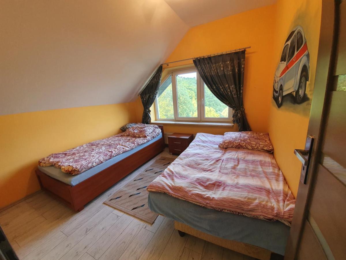 Dom Nad Jeziorem Roznowskim Tegoborze Екстериор снимка