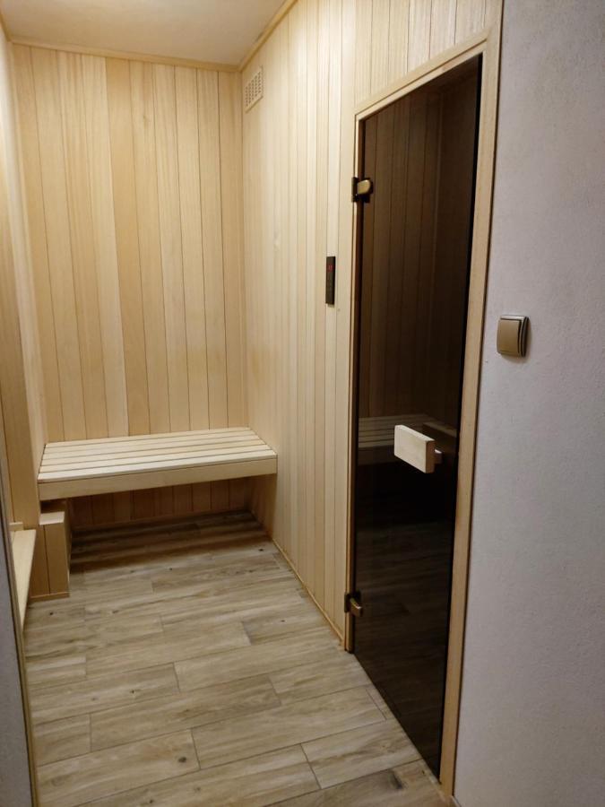 Dom Nad Jeziorem Roznowskim Tegoborze Екстериор снимка